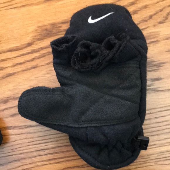 Nike Gloves - Picture 5 of 6